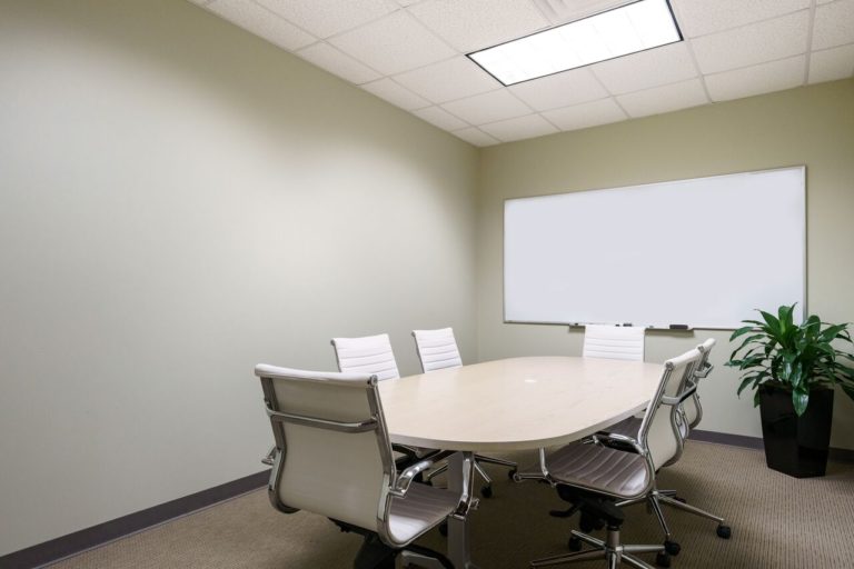 rent-meeting-rooms-in-raleigh-conference-training-venue